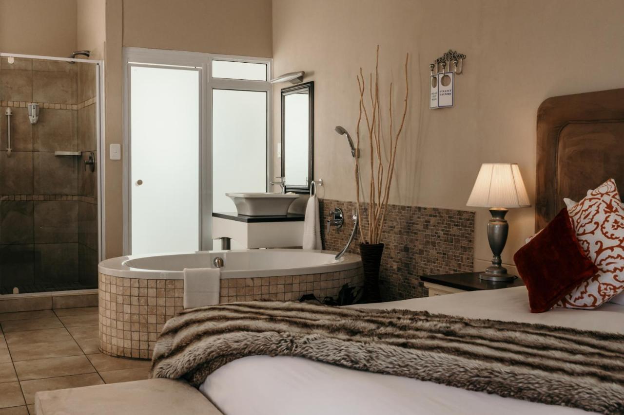 Artemis Hotel Swakopmund Buitenkant foto