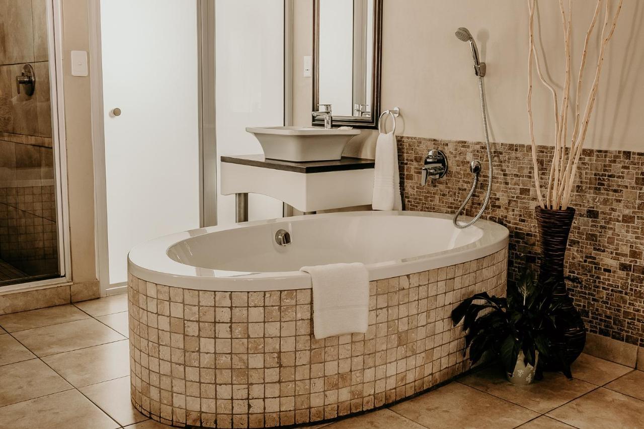 Artemis Hotel Swakopmund Buitenkant foto