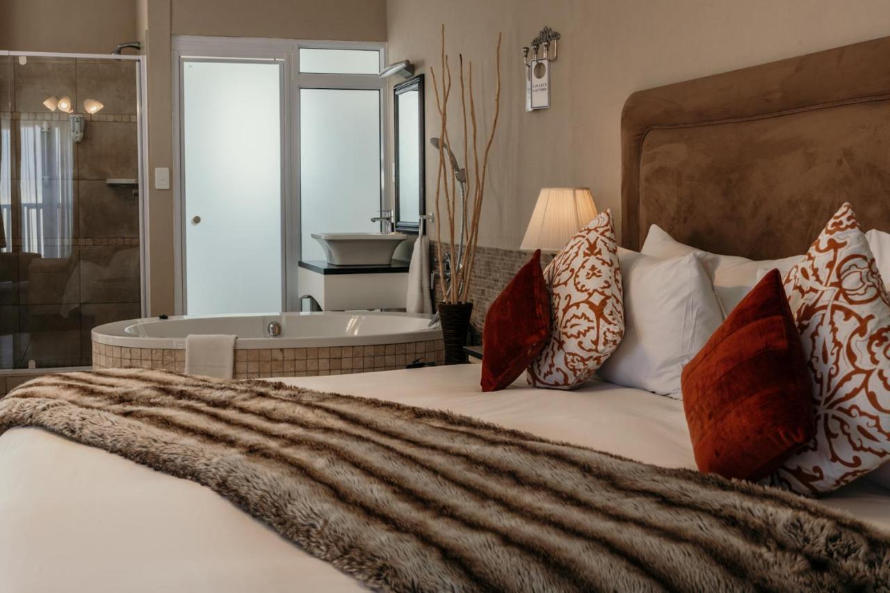 Artemis Hotel Swakopmund Buitenkant foto