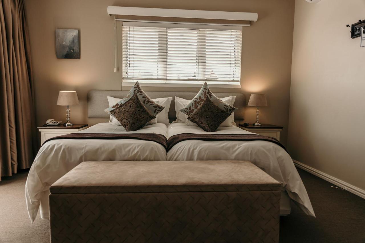 Artemis Hotel Swakopmund Buitenkant foto