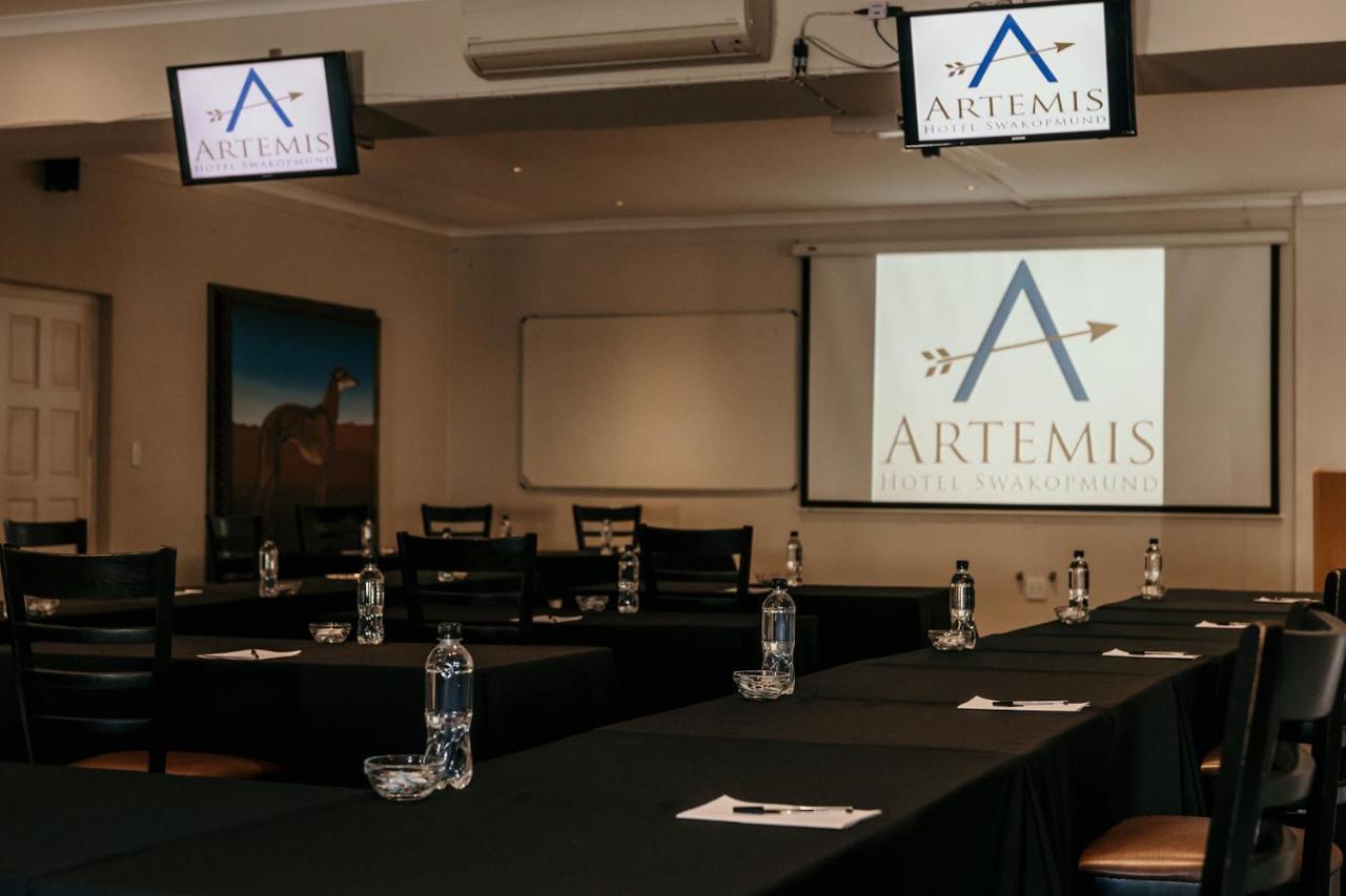Artemis Hotel Swakopmund Buitenkant foto